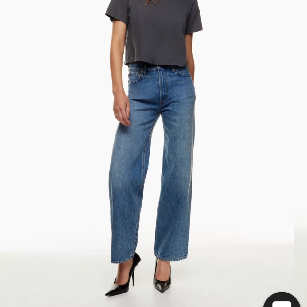 Denim Forum | Aritzia | NWT Farrah High Rise Wide Leg Denim Size 28W x 30L